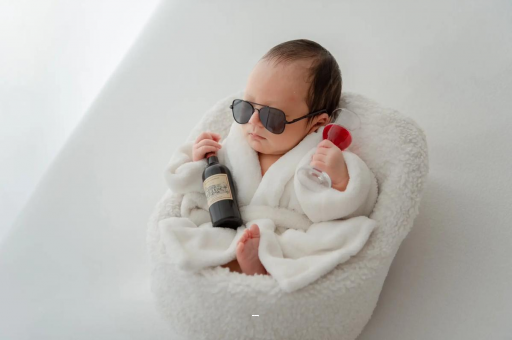 北流宝宝被蜜蜂蛰了 北流宝宝被蜜蜂蛰了